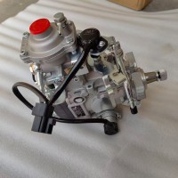 东风D28发动机燃油喷油泵，VE412E1300L105