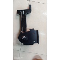 前悬置右下摆臂及下支架总成