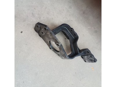 德龙F3000动力转向器支架   DZ95259470021