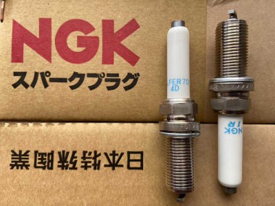 重汽国六发动机 IFR7U ​7D4D火花塞