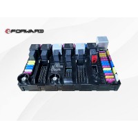 SHACMAN H3000 右置 车身驾驶室电器系统 DZ96189584311中央电器装置板(MX)