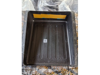 LG9704760127   蓄电池箱盖