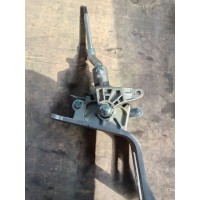 LG9704240446      操纵器总成(选挡臂左置)