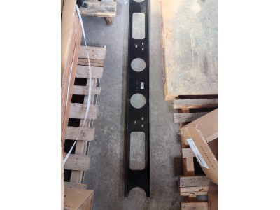 LG9704930045     保险杠支架