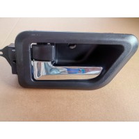 DZ15221330143    左车门内拉手