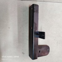 上挡板固定支架（右）