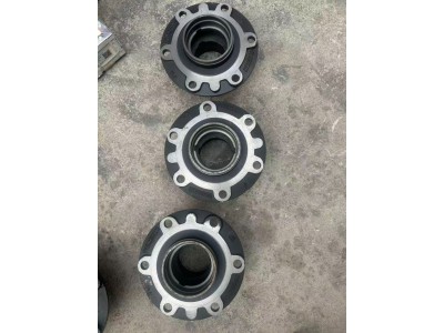 解放虎威后轮毂  编号QT295D189