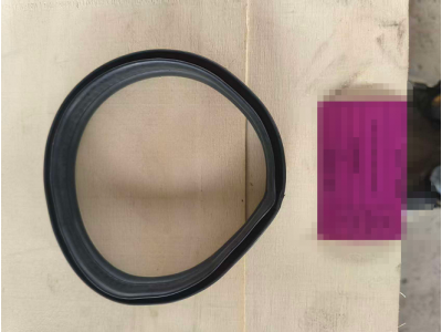 JSS005858779       远光灯饰条