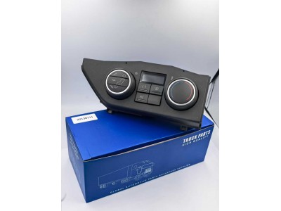 2213071 VOLVO 空调面板