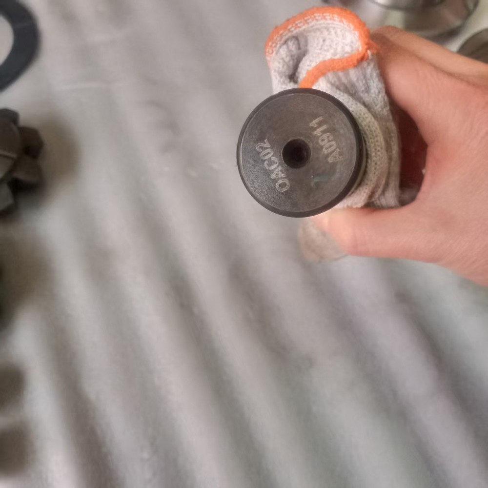 曼MCY13行星轮轴(L=292,5MM)   810W35107-0032图3