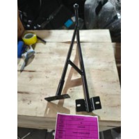 428203436/XGA82DFW711-19015   右下視鏡安裝支架總成