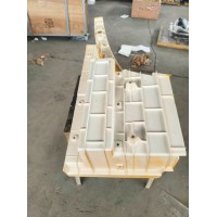 JSS005656403   右側(cè)二級(jí)踏步本體