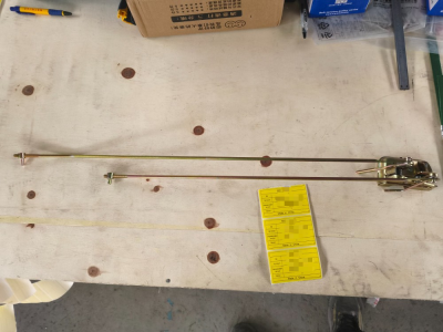 456106380/ XGA61DFW818-05010   车门锁体及拉杆总成