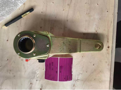 131402010257А041/HD90149346181   左后调整臂