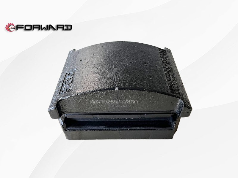 SINOTRUK HOWO A7 T7H 后悬架系统 WG9925521280  滑板（橡胶支座）