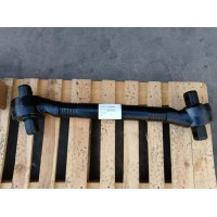 131502000008A推力杆总成下753-76*8