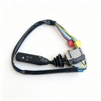 厂家供应 陕汽德龙重汽豪沃配件 右置车左组合开关WG9730583118