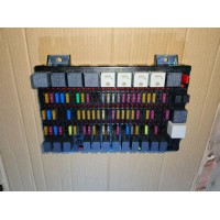 DZ97189584380配电盒