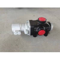 14767463LC   双向气控换向阀