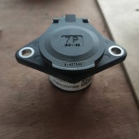 WG9724770012   存放插座（7芯）