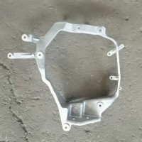 WG9925720140   前照燈左支架