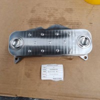 VG1500010334机油冷却器（8片）