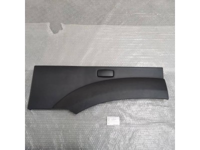 AZ1642230108叶子板后段（右）豪沃10款