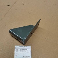 AZ160024000422保险杠安装支架