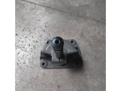 后簧前支架型号：WG9716520115价格70