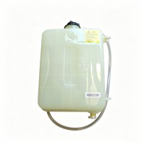重汽豪沃 T5G 豪瀚MAX汕德卡新斯太爾10L塑料膨脹副水箱WG9412538003