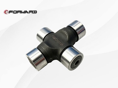 1.2303.00205E 偏心十字轴 XQ046867,Eccentric universal joint,济南向前汽车配件有限公司