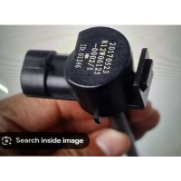 重汽配件供應(yīng)汕德卡C7H膨脹水箱液位傳感器總成812W06125-0002