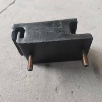 10WLAW511-01020   发动机前支撑