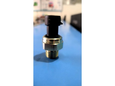 豪沃气压传感器   WG9727710002