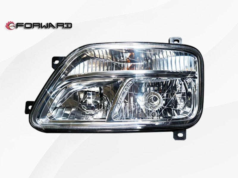 5188201561 左前组合大灯 XQ046922,Left front combination headlight,济南向前汽车配件有限公司