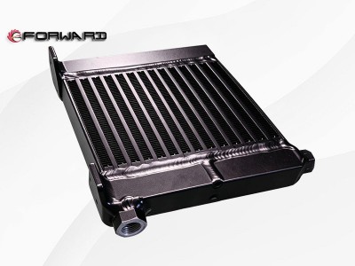 RL35090800478  空压机油冷却器 XQ046925,Air compressor oil cooler,济南向前汽车配件有限公司