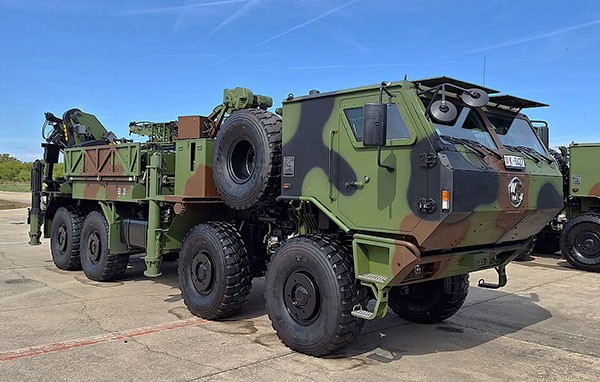 2306-3719010-01 前防空灯总成 XQ046963,The front anti-aircraft light assembly,济南向前汽车配件有限公司