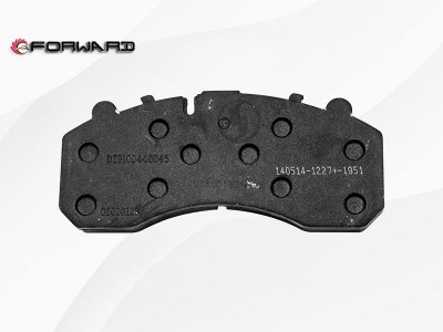 SHACMAN HANDE HDM7.3T HDM7.5T 行走钳盘式前桥 DZ9100440047 摩擦块总成
