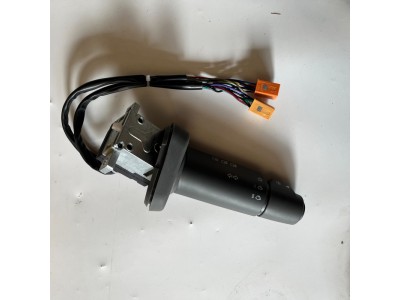 811W25509-0145 中国重汽豪沃卡车零部件 E7-N7 组合开关左 22*10*7 0.4kg