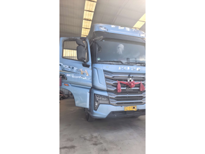 豪沃TS7配件HOWOTS配AZ16A442003101 电动天窗总成