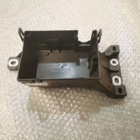 15440033-00前舱配电盒下支架EQEA-3722600Z
