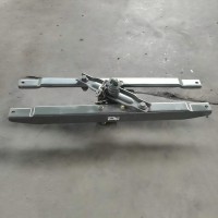 WG9700860001   备胎架