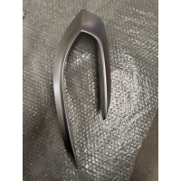 11D853842右后雾灯的银色框