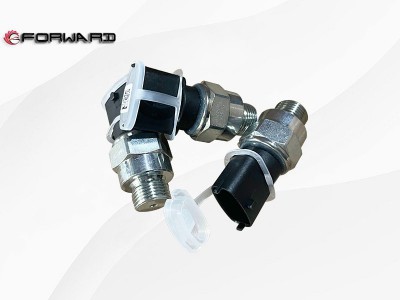 612600090915 压力温度传感器 XQ047060,Pressure and temperature sensor,济南向前汽车配件有限公司
