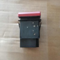 WG9918586001   危急开关