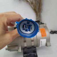 SINOTRUK电子水泵AZ000066000196+006