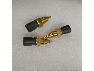 R61540090004  冷却水温度传感器