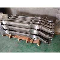 AZ9719410109重汽豪沃前桥价格优惠中。中心距850，中心距880重汽20款9.5吨前桥。