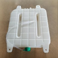 WG9725536120   膨胀水箱