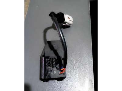 汕德卡水阀转向器  AZ16D484000008+001